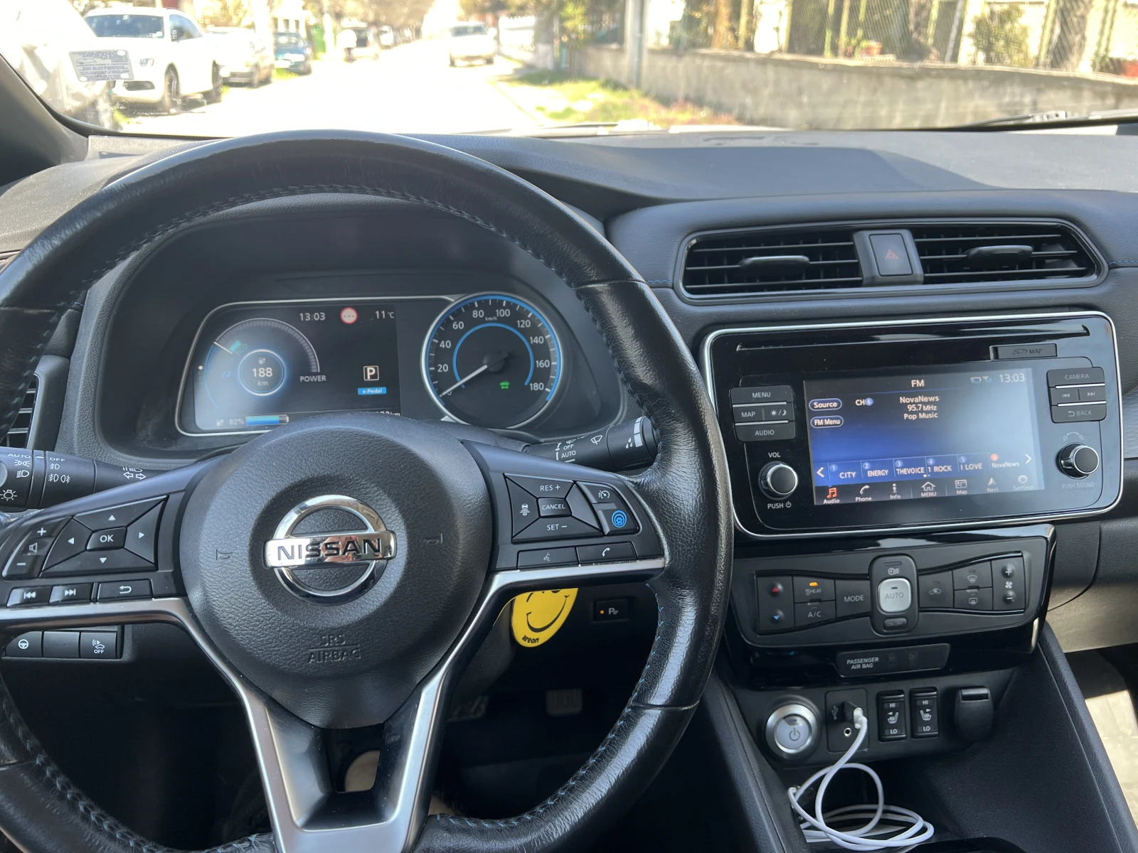 Nissan Leaf  N-CONNECTA, снимка 9 - Автомобили и джипове - 54993005