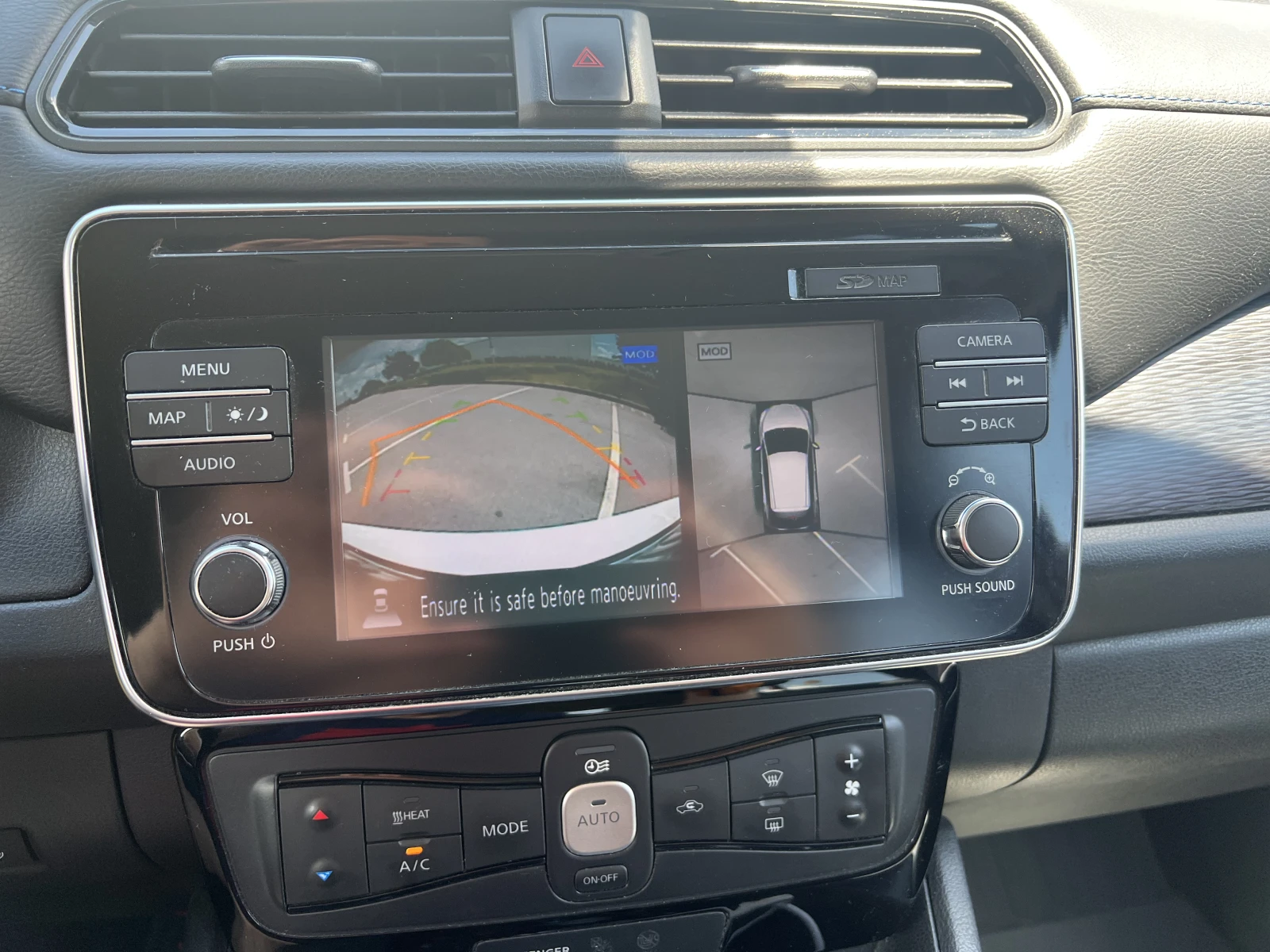 Nissan Leaf  N-CONNECTA, снимка 10 - Автомобили и джипове - 54993005