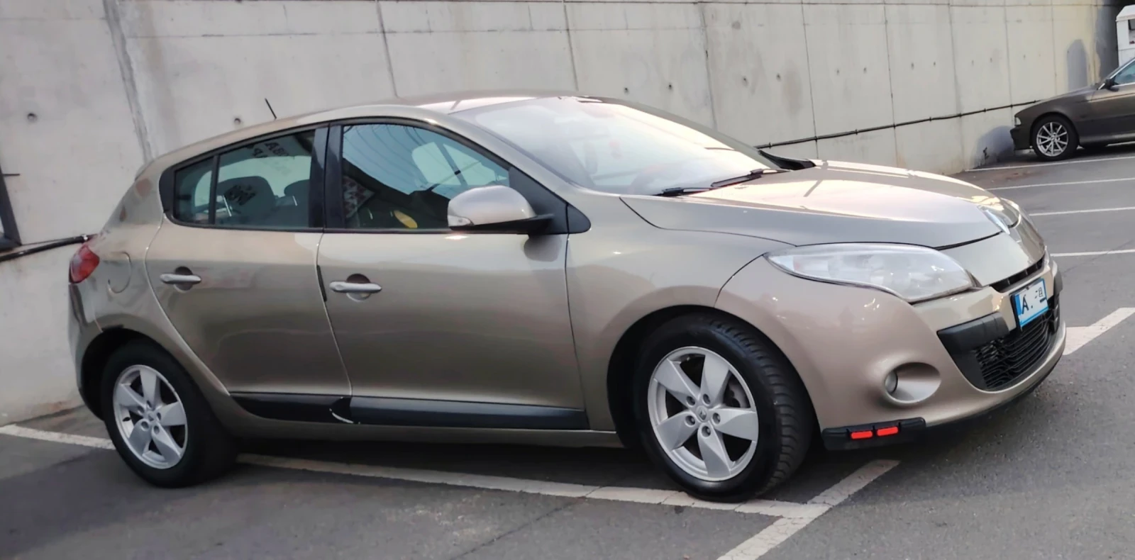 Renault Megane Хечбег, снимка 4 - Автомобили и джипове - 55124066