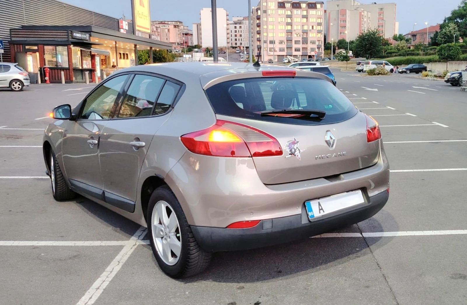 Renault Megane Хечбег, снимка 7 - Автомобили и джипове - 55124066
