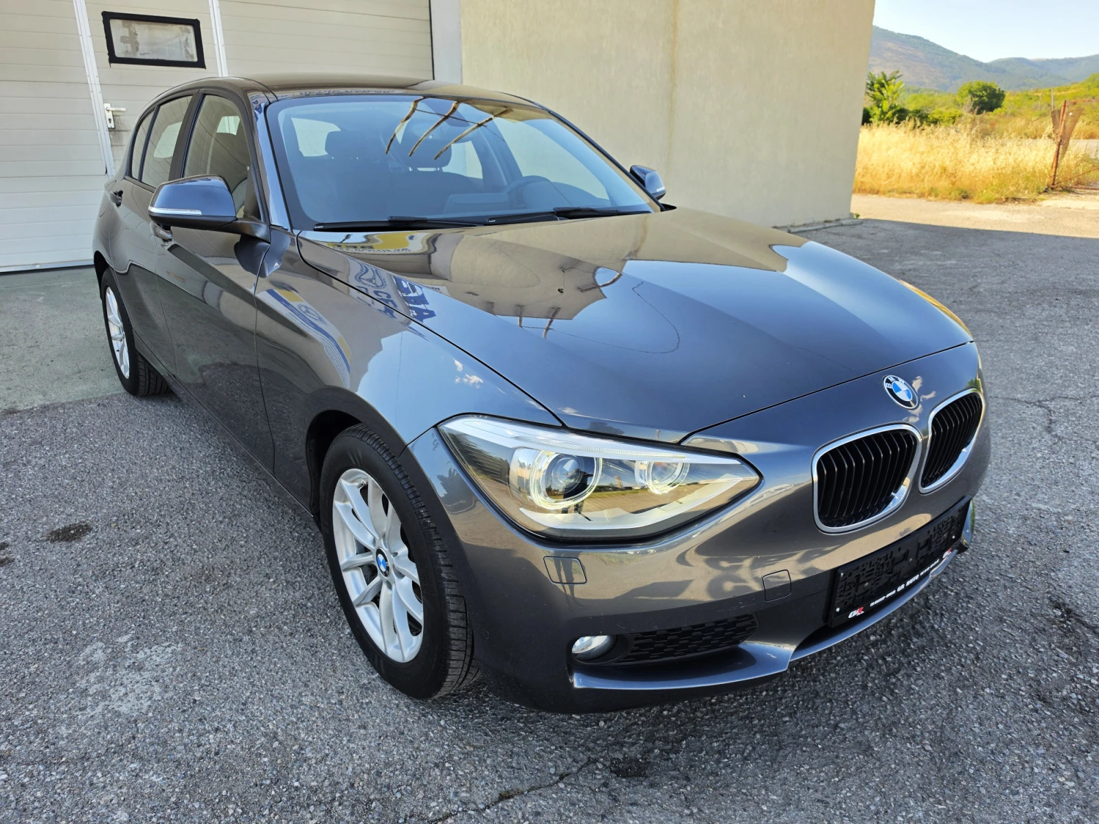 BMW 116 2.0 D URBAN* NAVI* KEYLESS GO, снимка 3 - Автомобили и джипове - 55257051