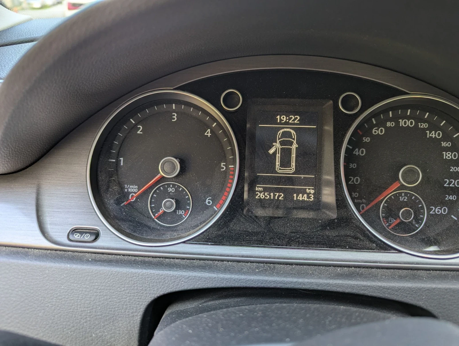 VW Passat 2.0 TDI 177kc, снимка 12 - Автомобили и джипове - 55754507