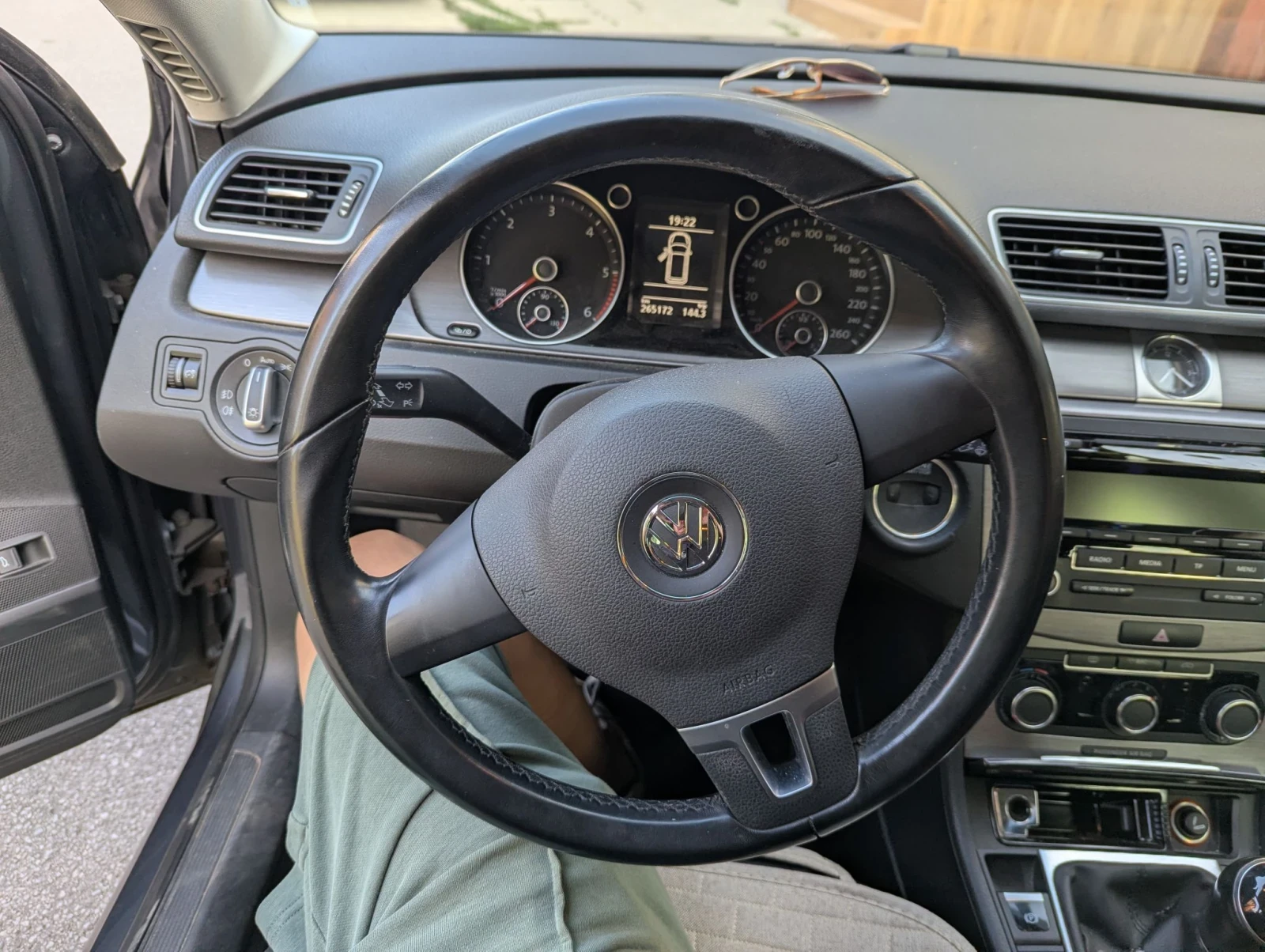 VW Passat 2.0 TDI 177kc, снимка 10 - Автомобили и джипове - 55754507
