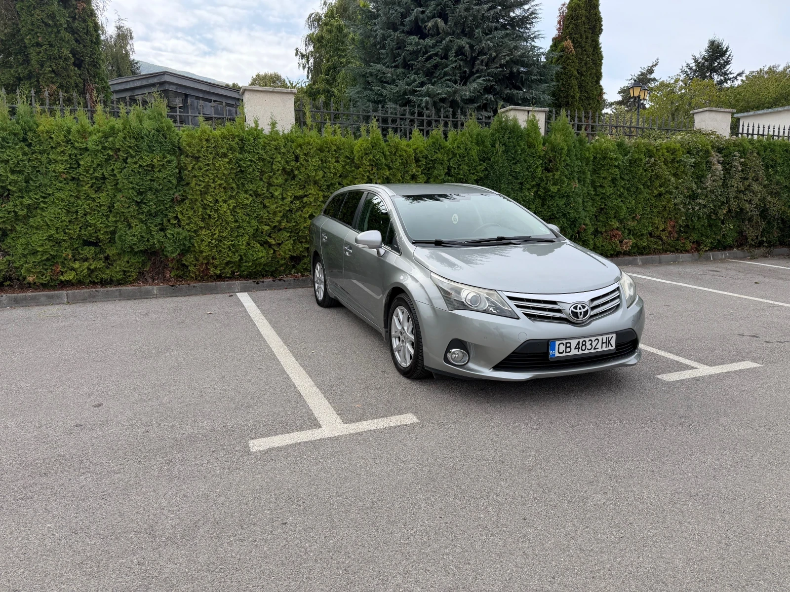 Toyota Avensis 2.2D, снимка 2 - Автомобили и джипове - 56259091