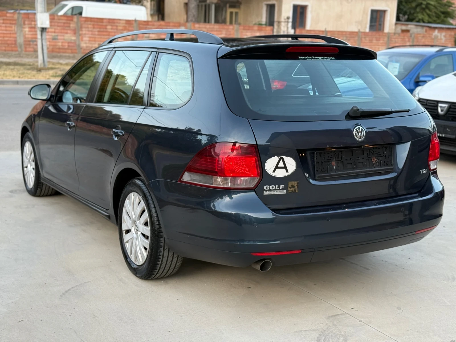 VW Golf, снимка 3 - Автомобили и джипове - 56431311