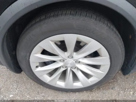 Tesla Model X 75D, снимка 10
