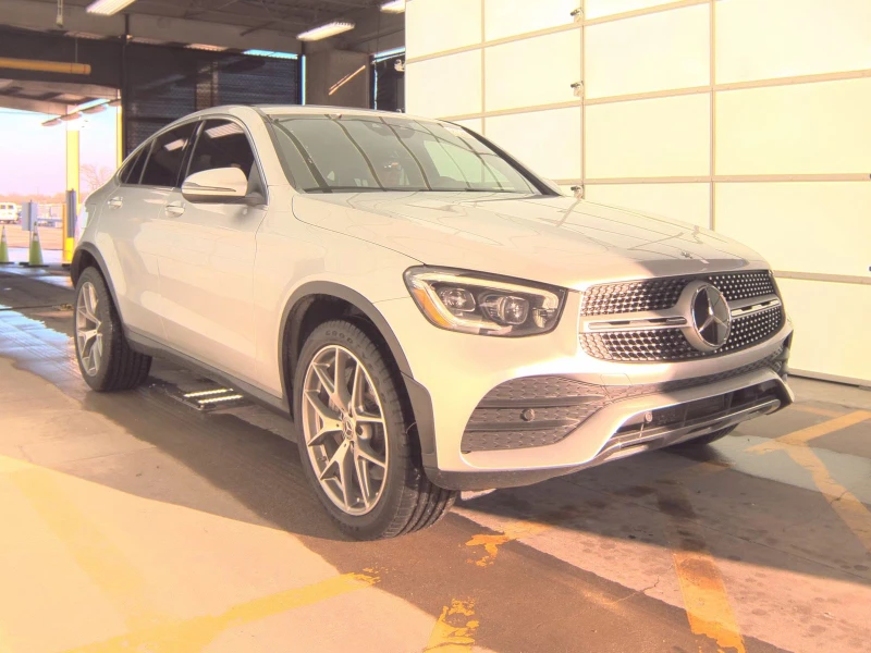 Mercedes-Benz GLC 300 AMG / TOP, снимка 4 - Автомобили и джипове - 53477063