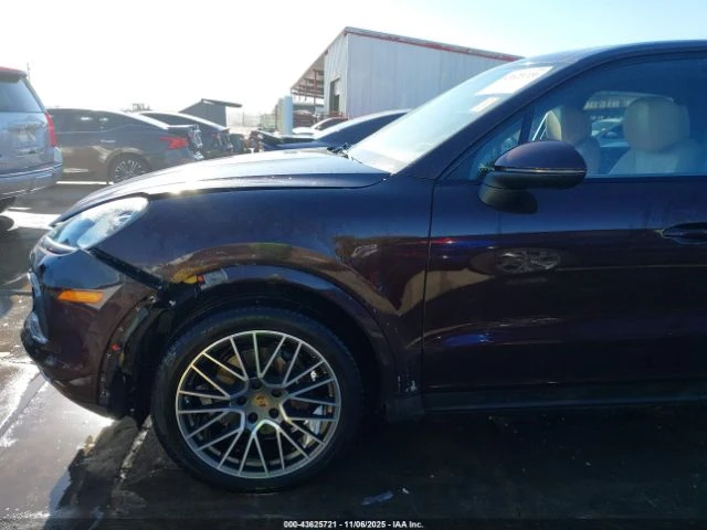Porsche Cayenne, снимка 15 - Автомобили и джипове - 53263575