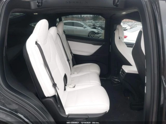 Tesla Model X 75D, снимка 12 - Автомобили и джипове - 55107141