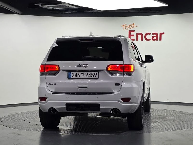 Jeep Cherokee 3.6 Overland| 295к.с., снимка 4 - Автомобили и джипове - 56034345