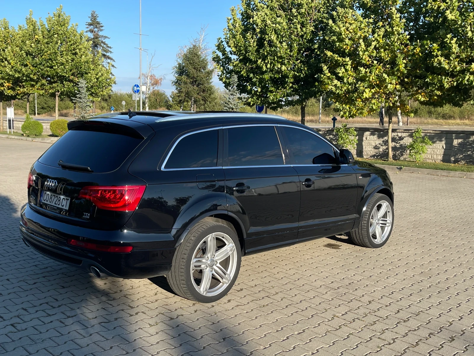 Audi Q7 3.0TDI 3xS-line SideAssist Ambient BOSE като нова - изображение 7