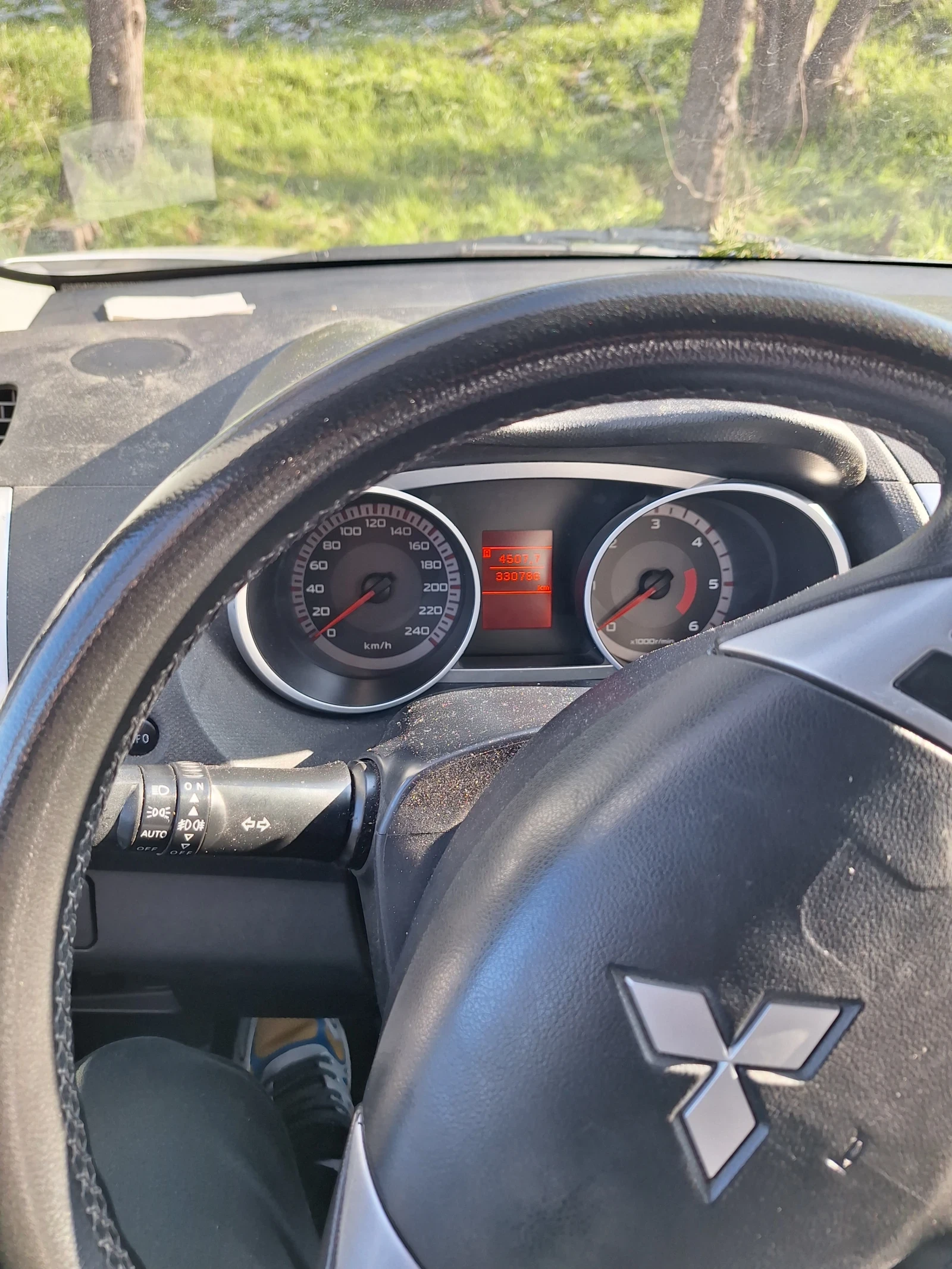 Mitsubishi Outlander  - изображение 9