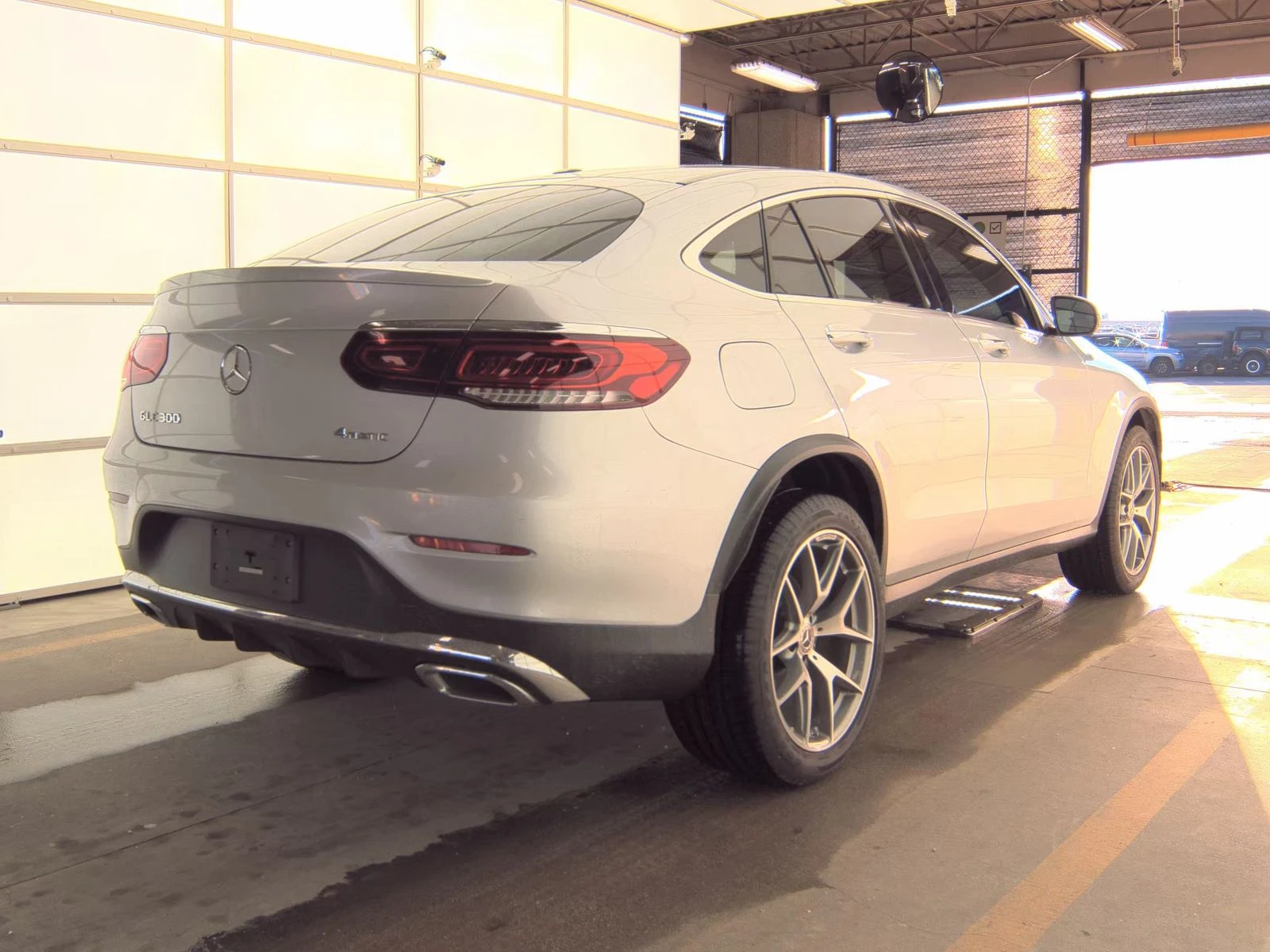 Mercedes-Benz GLC 300 AMG / TOP - изображение 5