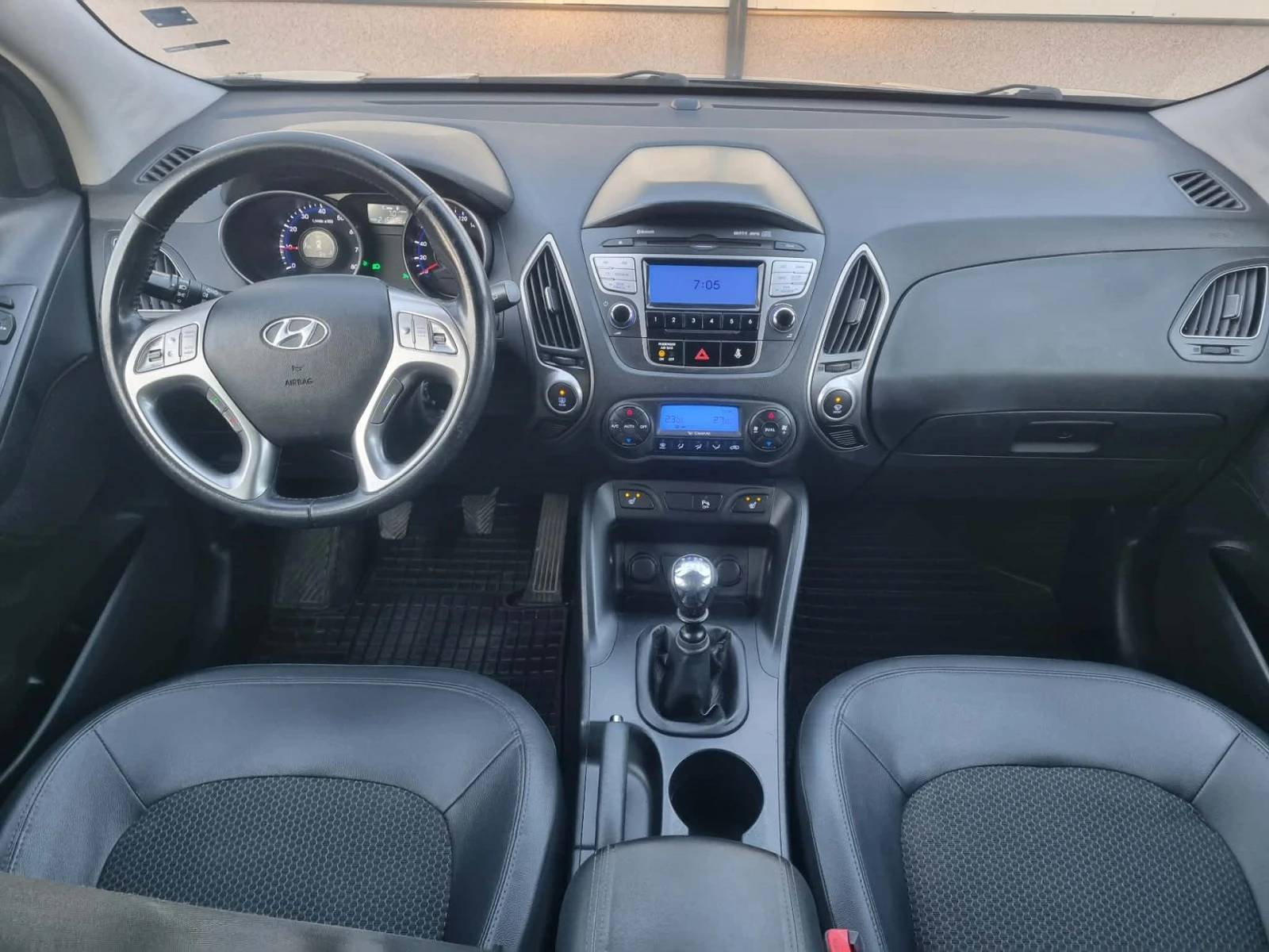 Hyundai IX35 1.6GDI, 135 hp, снимка 14 - Автомобили и джипове - 54010991