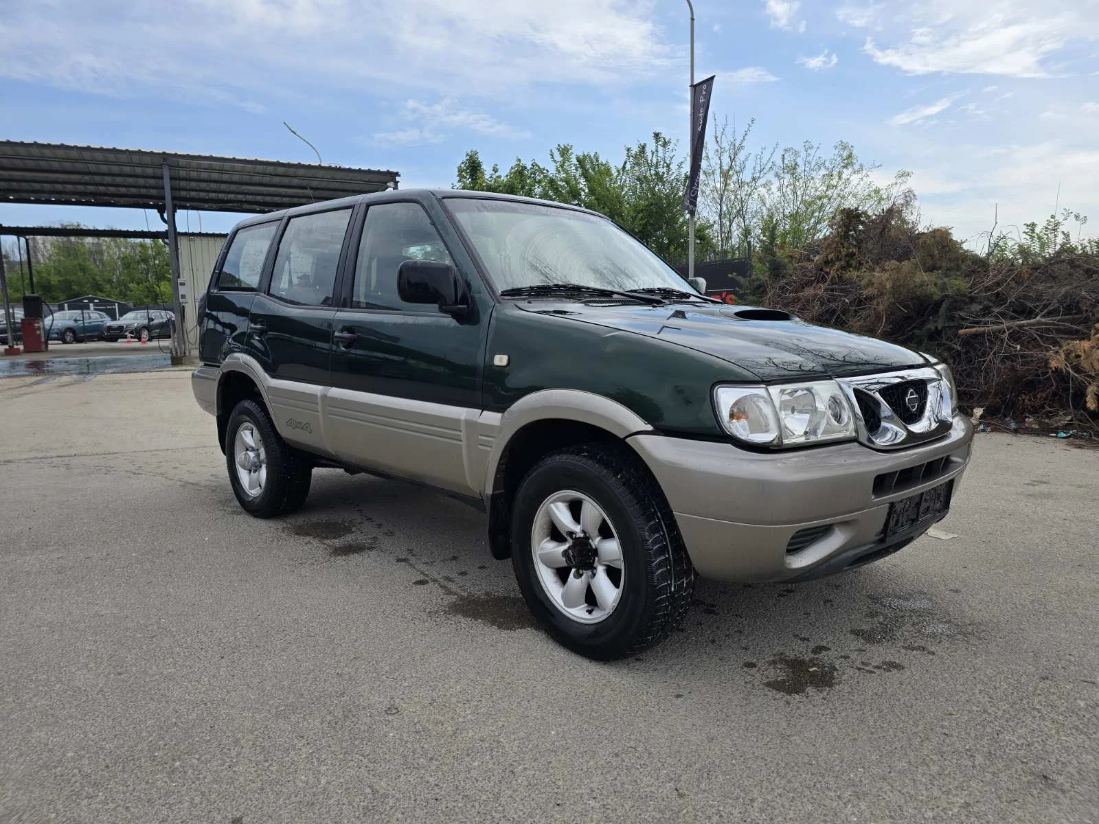 Nissan Terrano 2.7tdi/4x4/7места/klima, снимка 4 - Автомобили и джипове - 54510910
