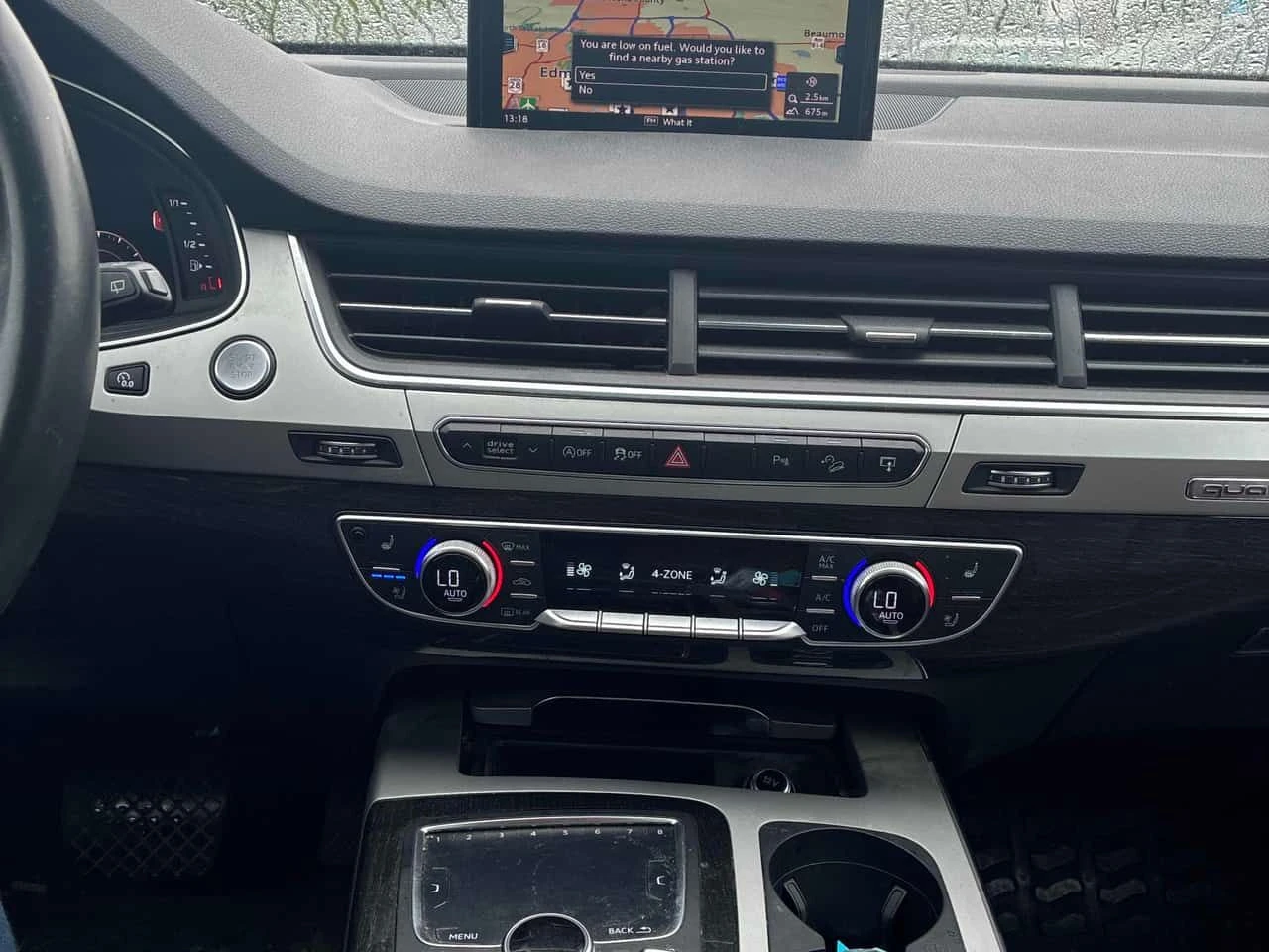 Audi Q7 * 3.0T Technik * CARFAX * ���� �� �� | Mobile.bg � ����������� 9