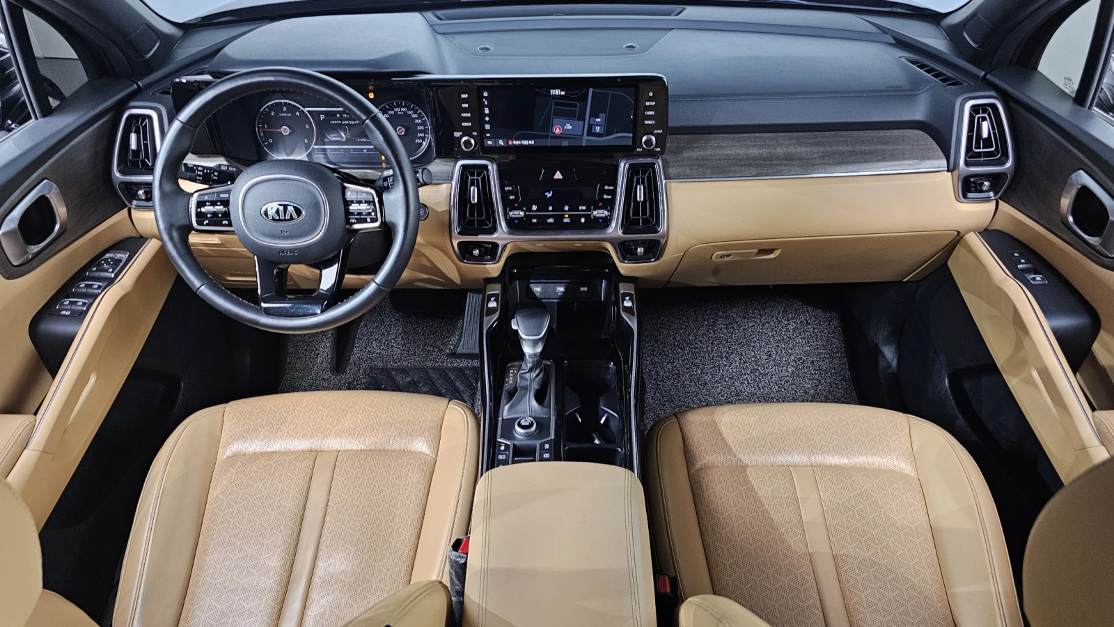 Kia Sorento 2.2* BLIND SPOT* ПОДГРЕВ ВОЛАН* КРАЙНА ЦЕНА, снимка 7 - Автомобили и джипове - 55336538