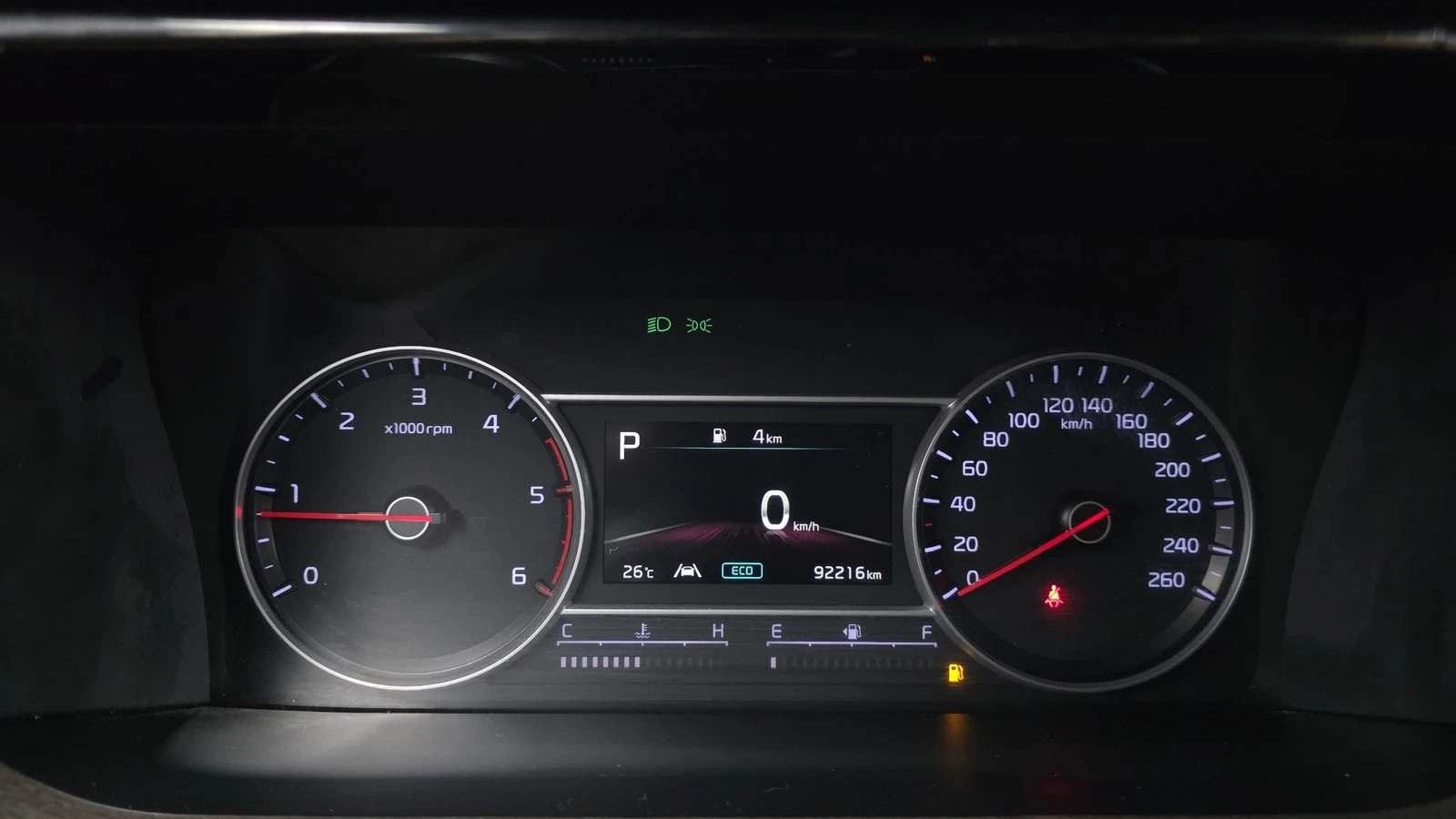 Kia Sorento 2.2* KEYLESS* ПОДГРЕВ ВОЛАН* КРАЙНА ЦЕНА, снимка 8 - Автомобили и джипове - 55336538