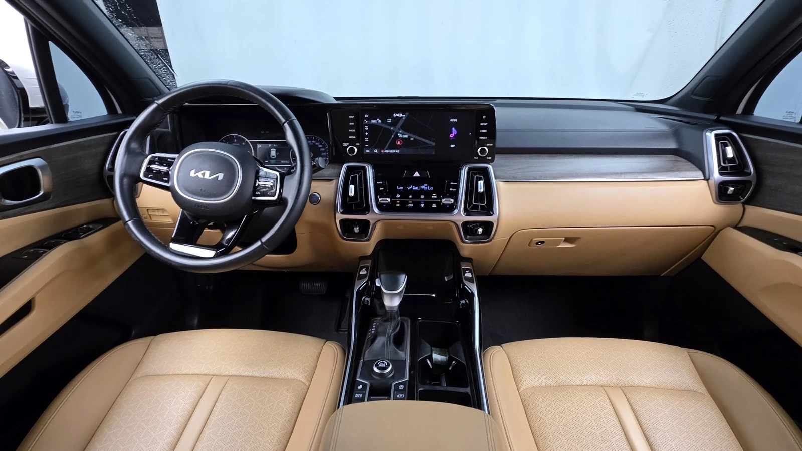 Kia Sorento 2.2* KEYLESS* ПОДГРЕВ ВОЛАН* КРАЙНА ЦЕНА, снимка 7 - Автомобили и джипове - 55336538