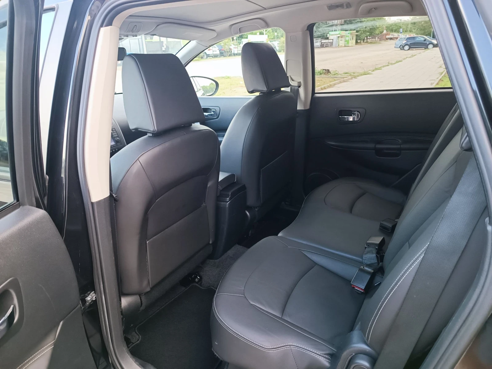 Nissan Qashqai 2.0i-141��-���������-�����-6��-7�-KEYLESS | Mobile.bg � ����������� 11