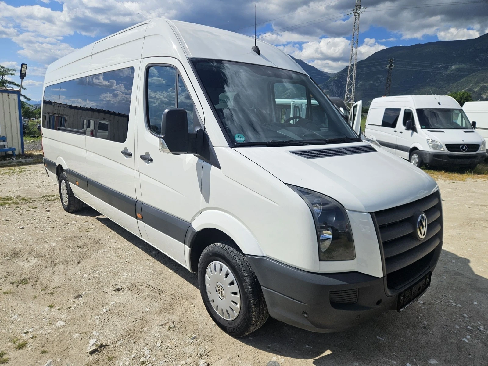 VW Crafter 2.5TDi. 8+ 1 места.Макси база - изображение 2