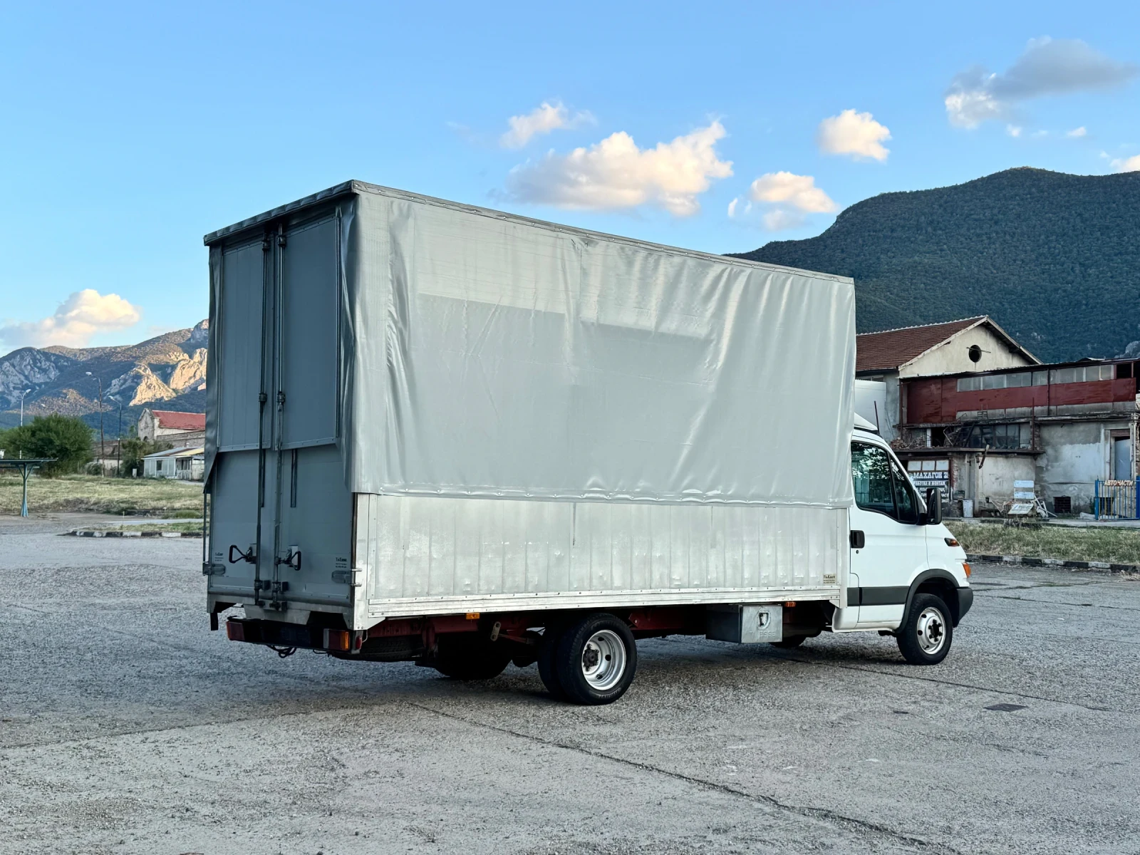 Iveco 35c13 2.8HPI ИТАЛИЯ - изображение 4