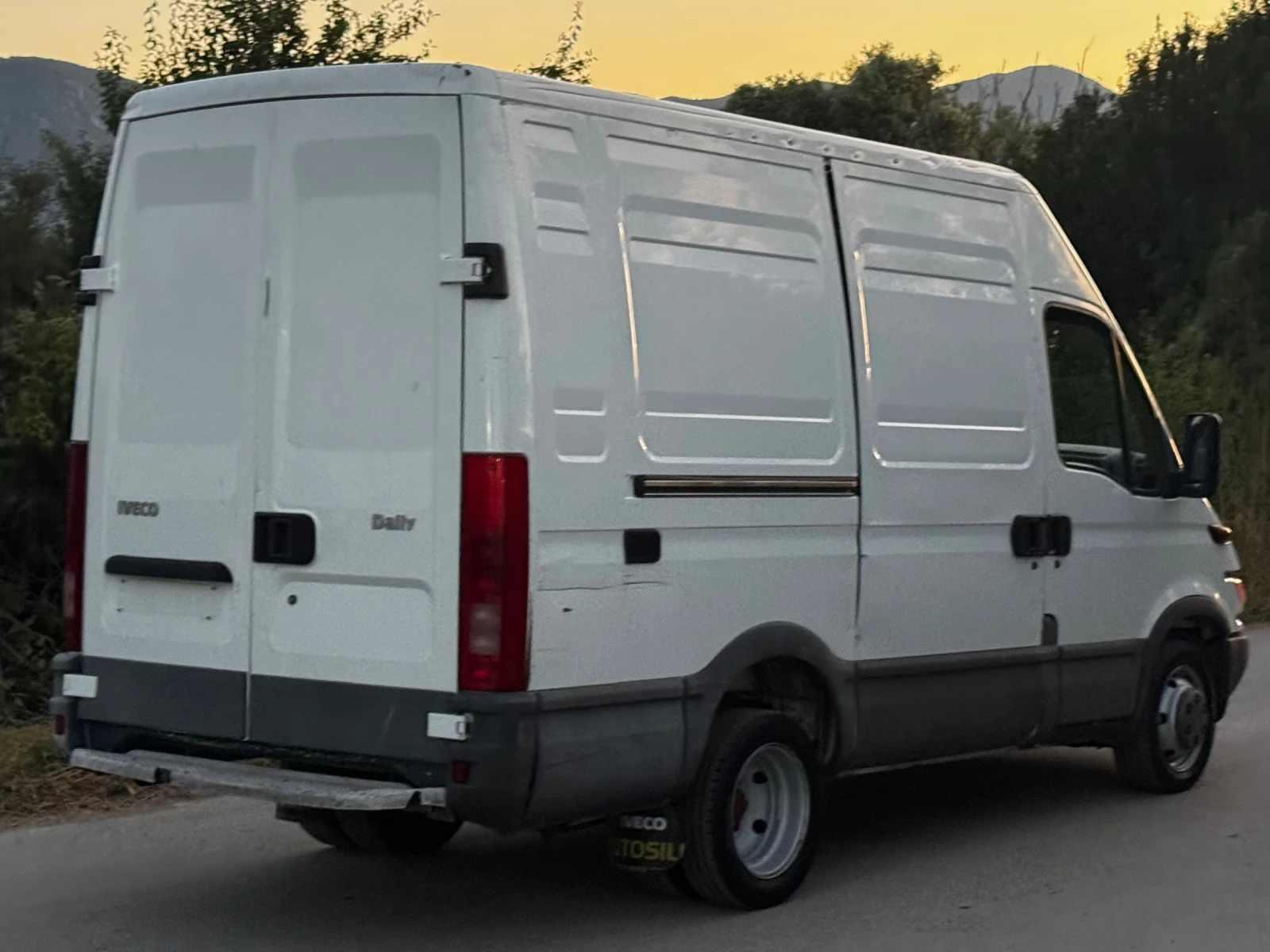 Iveco 35c11 Iveco Daily 35S11 2.8D   106 к.с. | 2000 г. | 270 , снимка 6 - Бусове и автобуси - 55571801