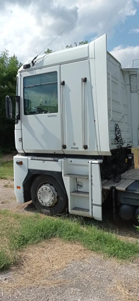 Renault Magnum, снимка 3