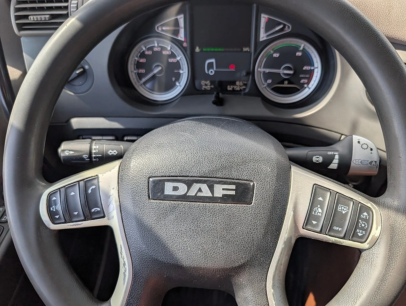 Daf CF 480, снимка 12 - Камиони - 54984730