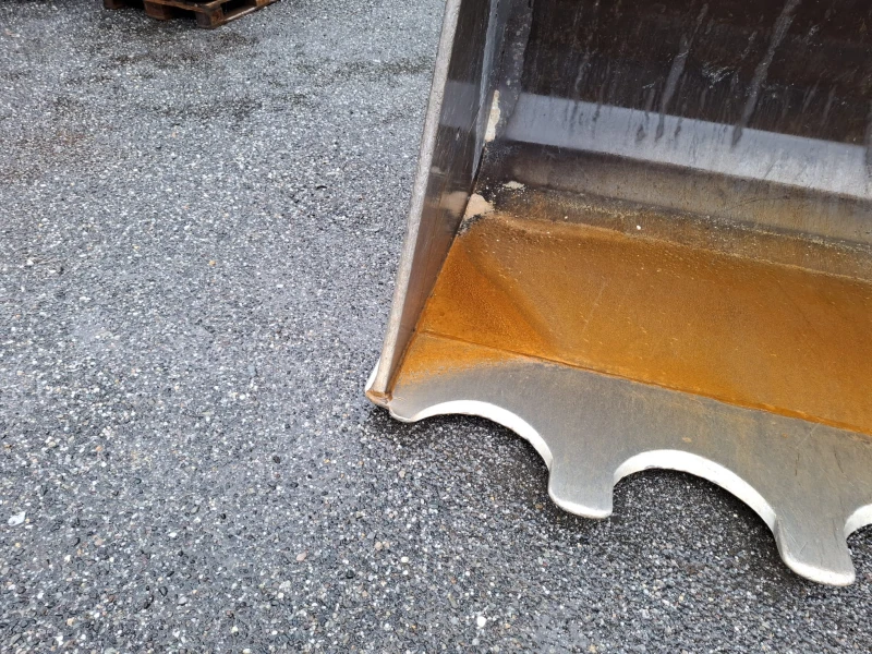 Челен товарач Liebherr 1586-37 Тона, Внос, , , снимка 14 - Индустриална техника - 51910392