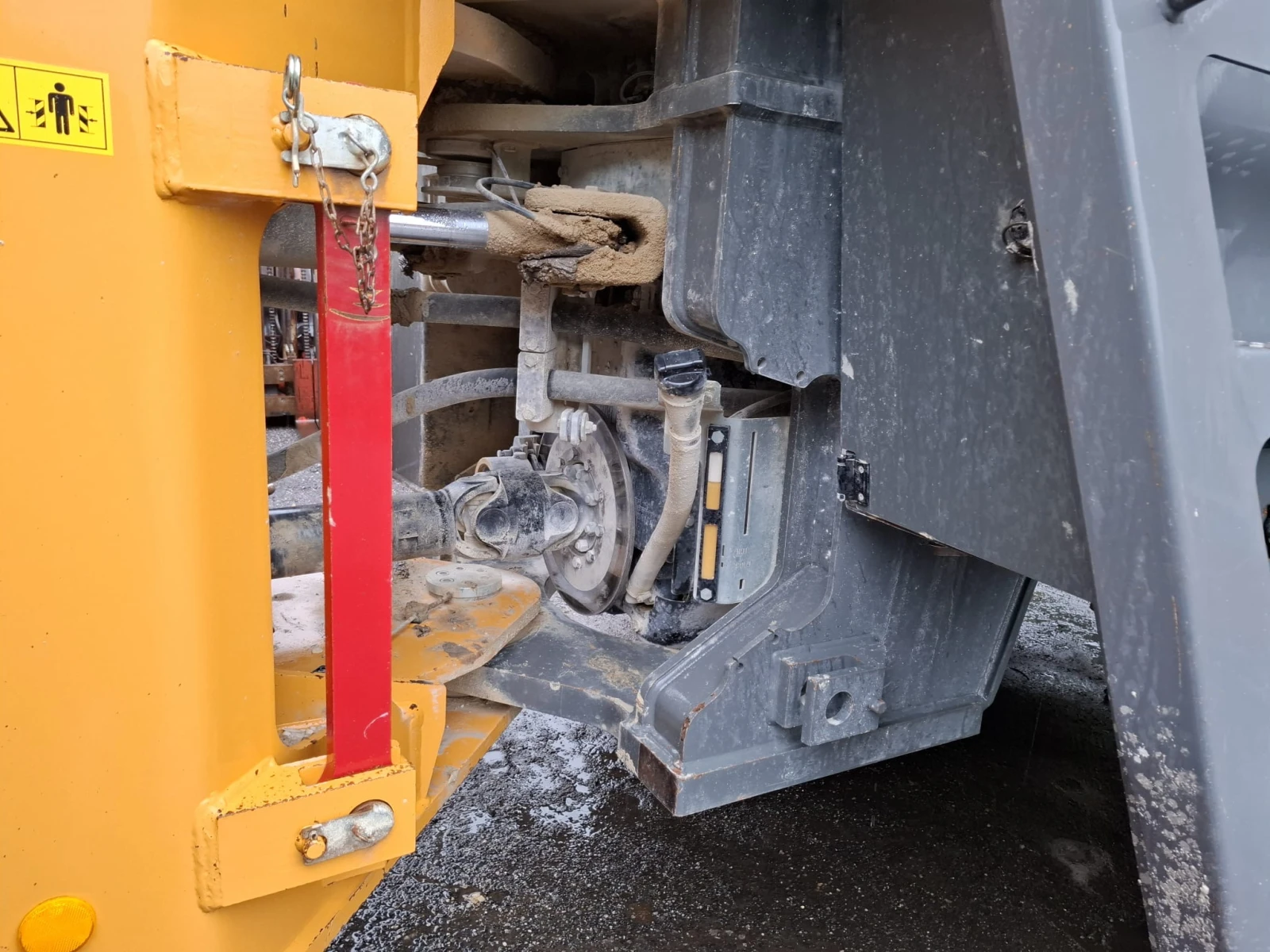 Челен товарач Liebherr 1586-37 Тона, Внос, ,  - изображение 9