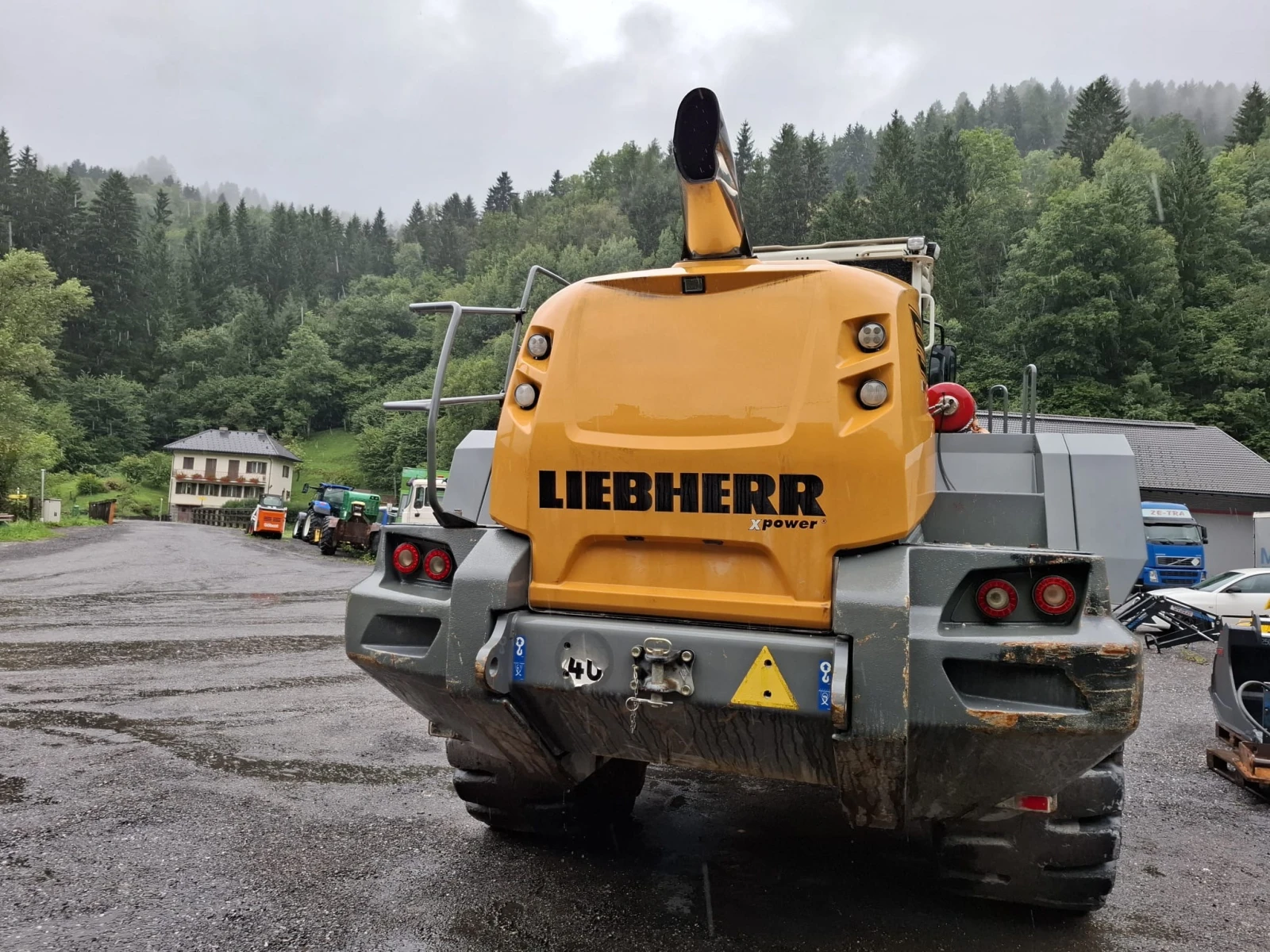 Челен товарач Liebherr 1586-37 Тона, Внос, ,  - изображение 4