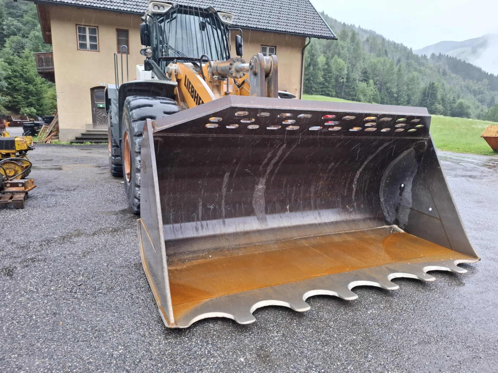   Liebherr 1586-37 , , ,  | Mobile.bg   1