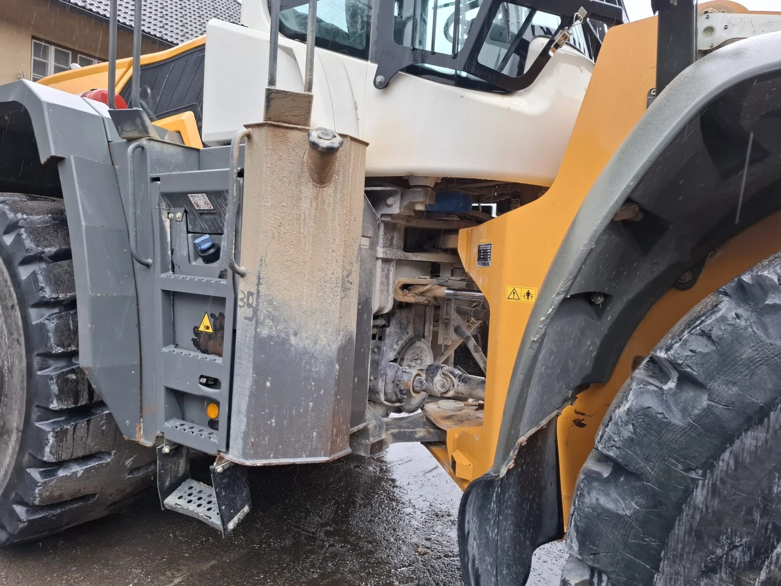 Челен товарач Liebherr 1586-37 Тона, Внос, ,  - изображение 10