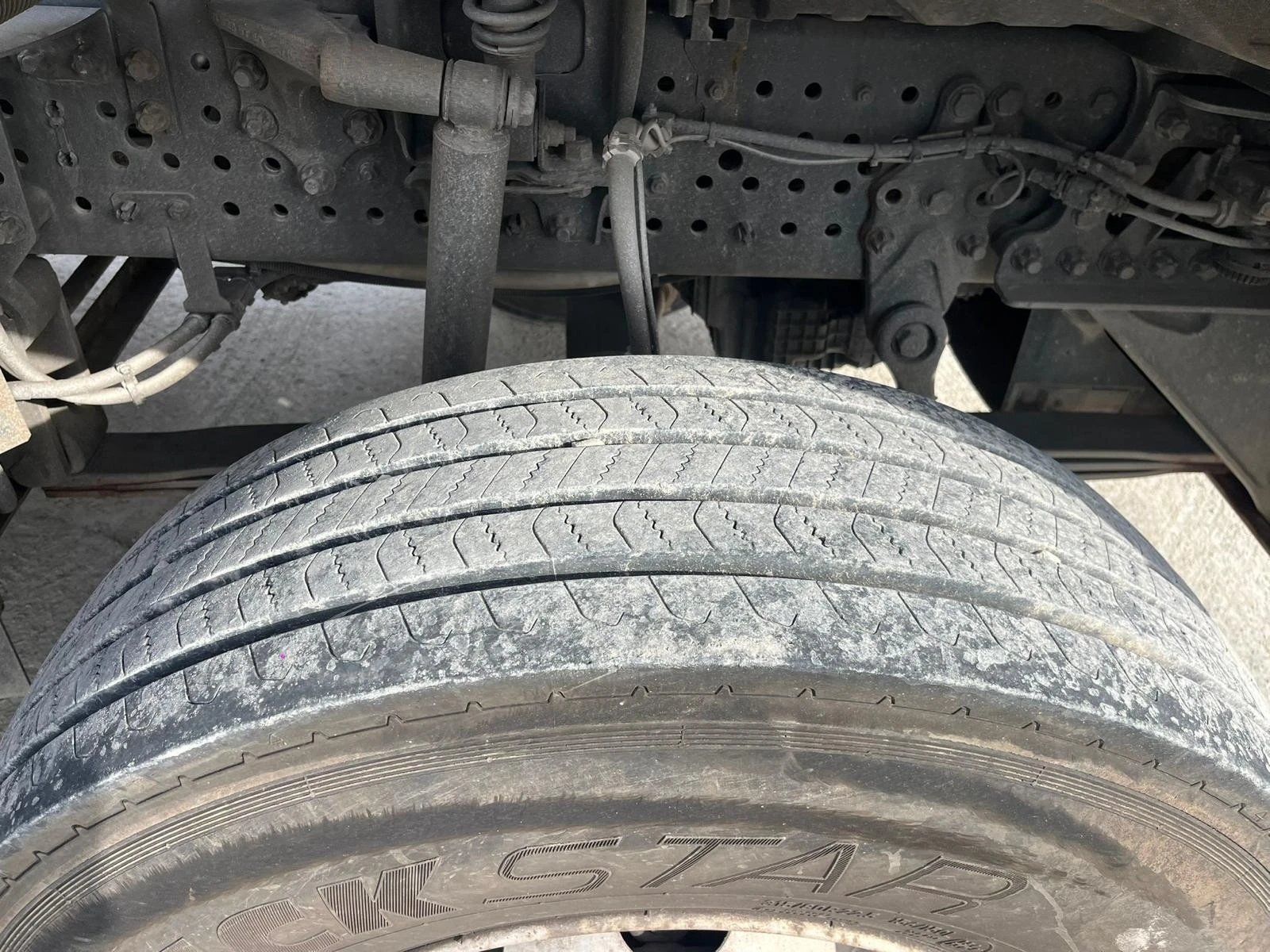 Бетон миксер Mercedes 3236  AROCS, снимка 9 - Индустриална техника - 54264535