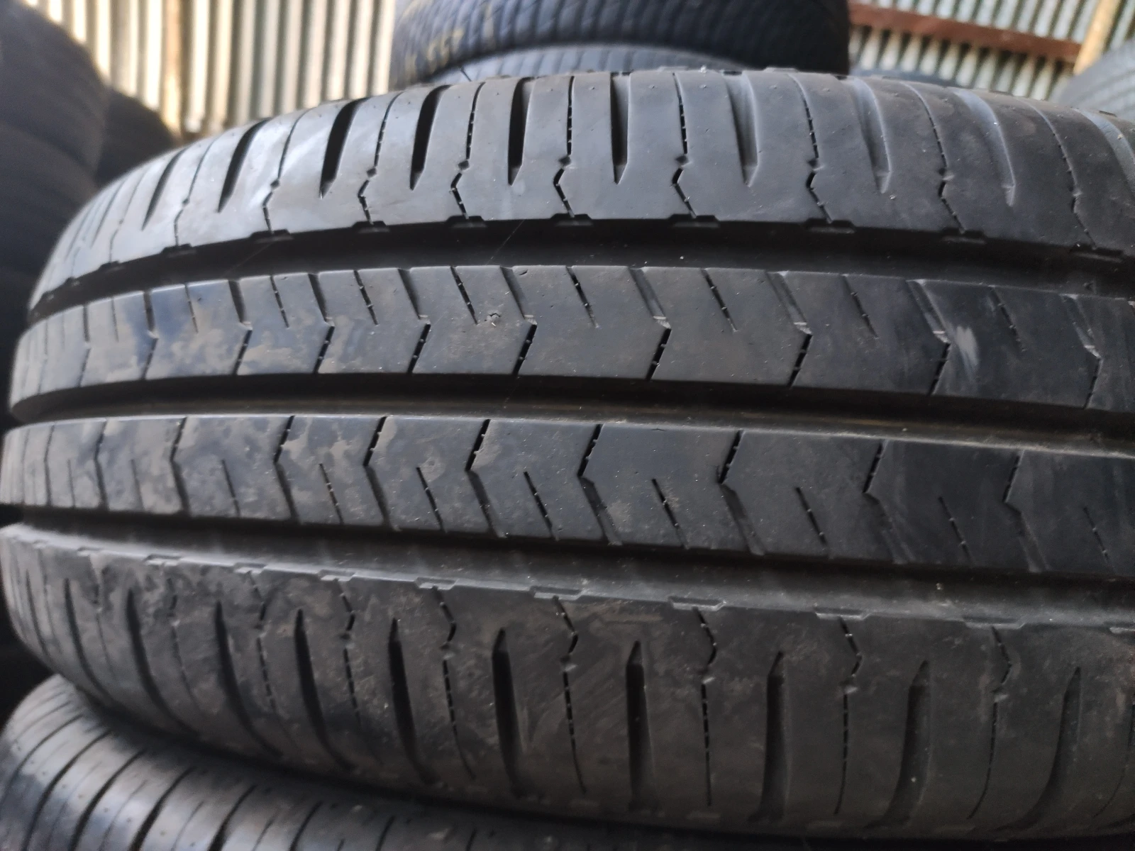 ���� 215/70R15 | Mobile.bg � ����������� 1