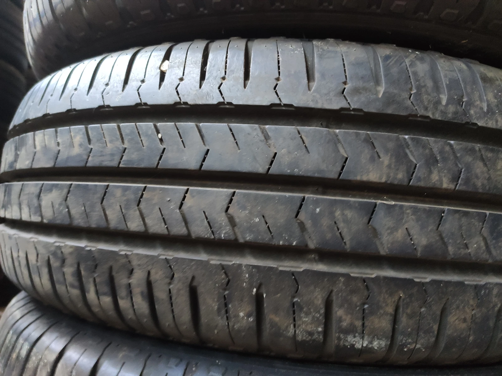 ���� 215/70R15 | Mobile.bg � ����������� 2