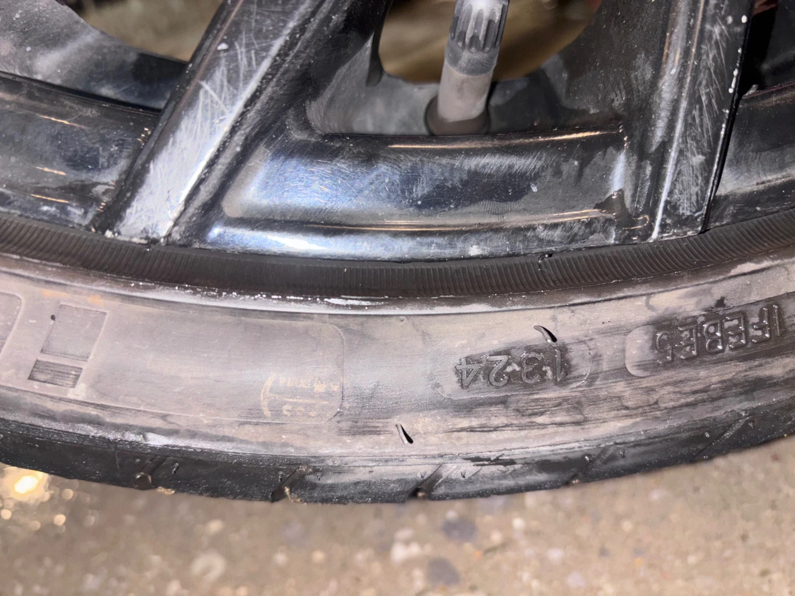 ���� � ������ 235/35R20 �� Mercedes-Benz C 300 | Mobile.bg � ����������� 7