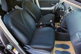 Toyota Yaris 1.3i DUAL SOL, снимка 10