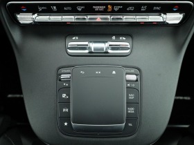 Mercedes-Benz V 300 d/FACELIFT/EXTRALONG/4M/AMG/AIRMATIC/360/AVANTGARD, снимка 12