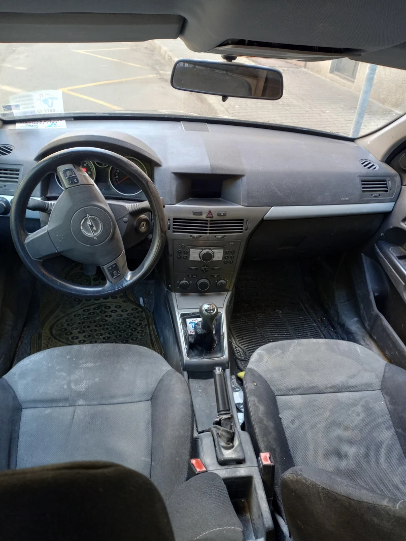 Opel Astra 1.7cdti, снимка 2 - Автомобили и джипове - 46786685