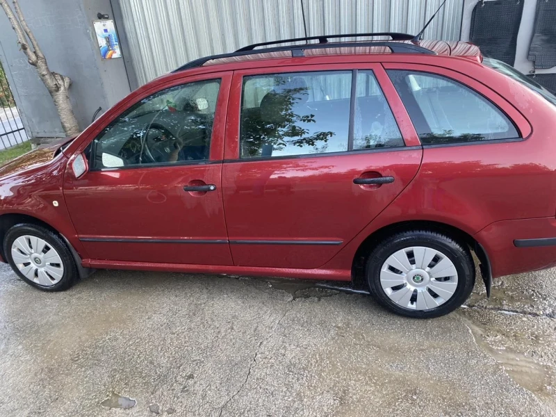 Skoda Fabia 1.4 TDI, снимка 4 - Автомобили и джипове - 47360382