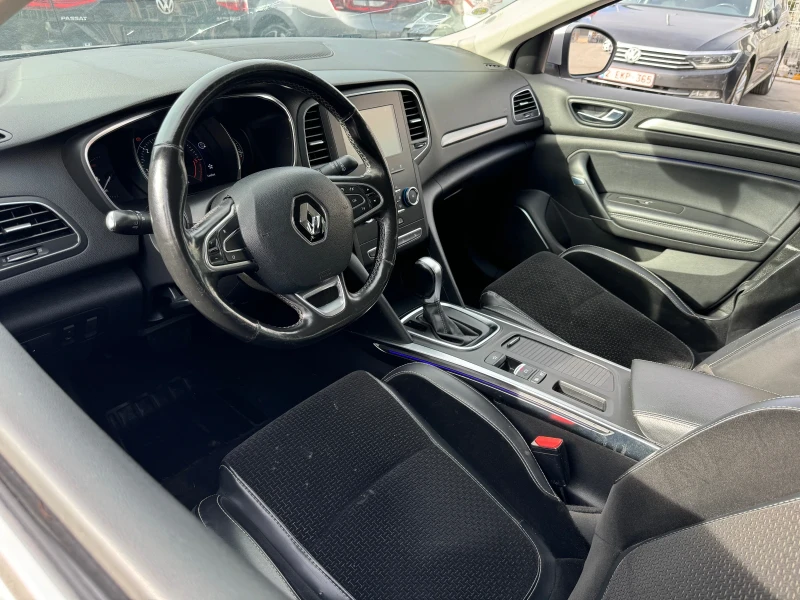 Renault Megane INTENS/ Renault Selection / Full екстри, снимка 5 - Автомобили и джипове - 47806192