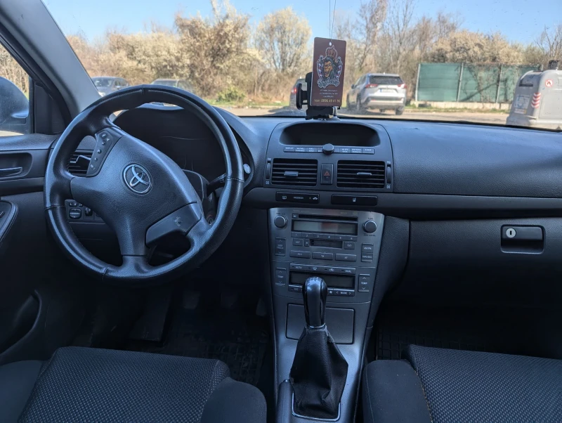 Toyota Avensis, снимка 2 - Автомобили и джипове - 49611689