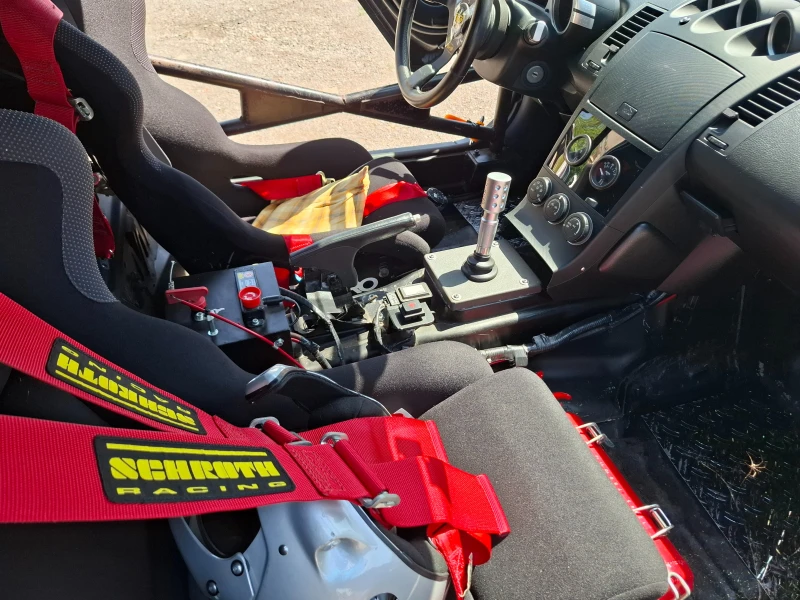 Nissan 350z, снимка 14 - Автомобили и джипове - 50387233