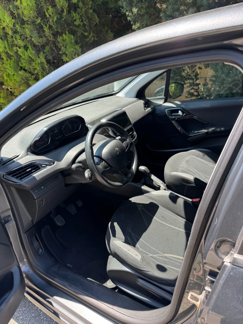 Peugeot 208 1.4HDI / Euro 5B, снимка 7 - Автомобили и джипове - 51220331