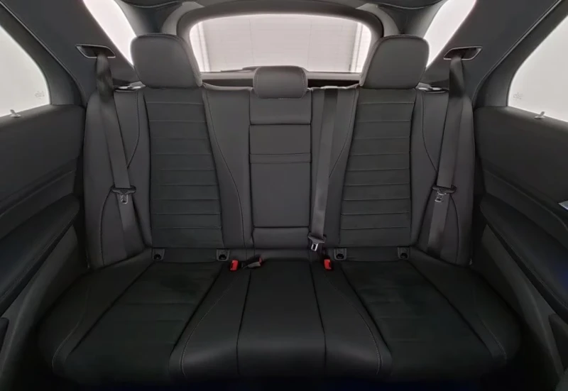 Mercedes-Benz GLE 450 4M AMG+ MBUX+ MBeam+ Airm, снимка 6 - Автомобили и джипове - 51971779