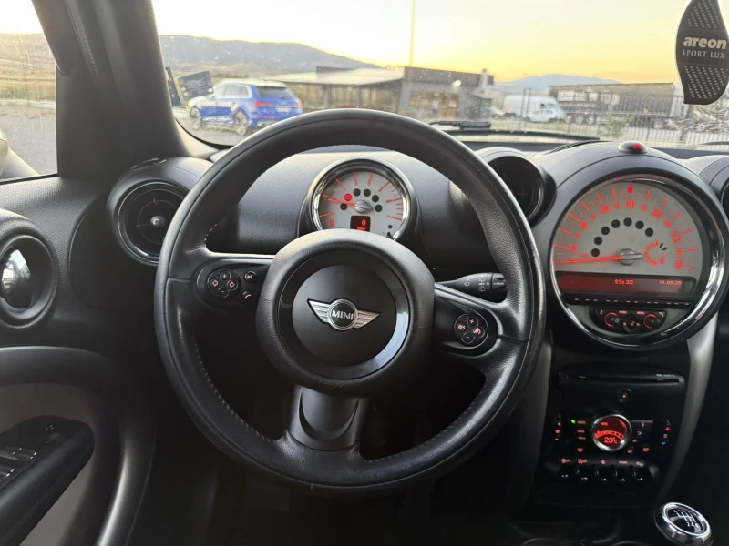 Mini Countryman Cooper ALL4; 1.6 D, снимка 8 - Автомобили и джипове - 52014735