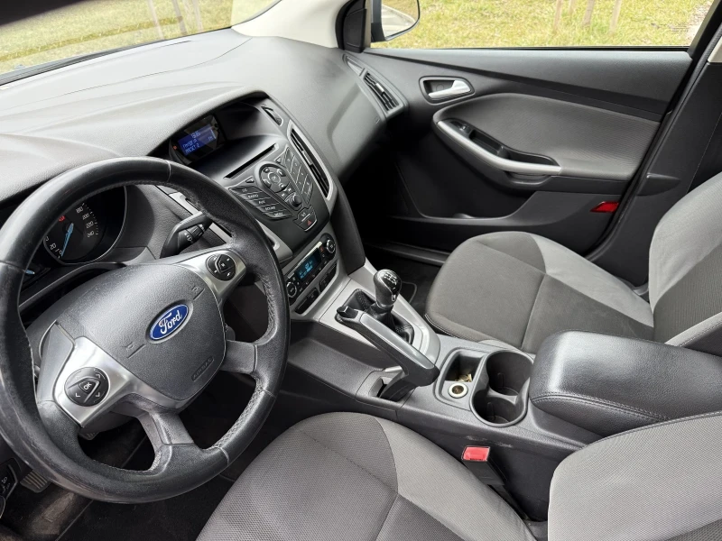 Ford Focus 1.0 ecoboost , снимка 9 - Автомобили и джипове - 53073535