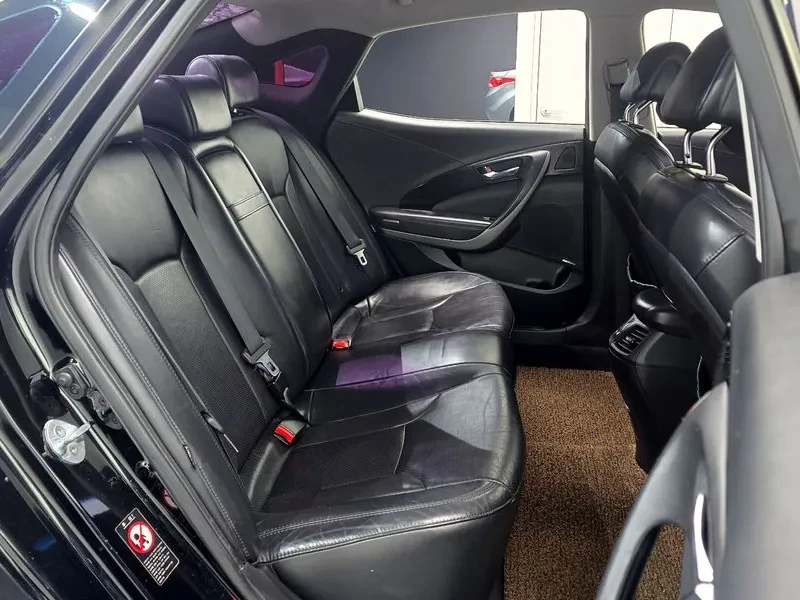 Hyundai Grandeur Hg300 Premium, снимка 12 - Автомобили и джипове - 53777988